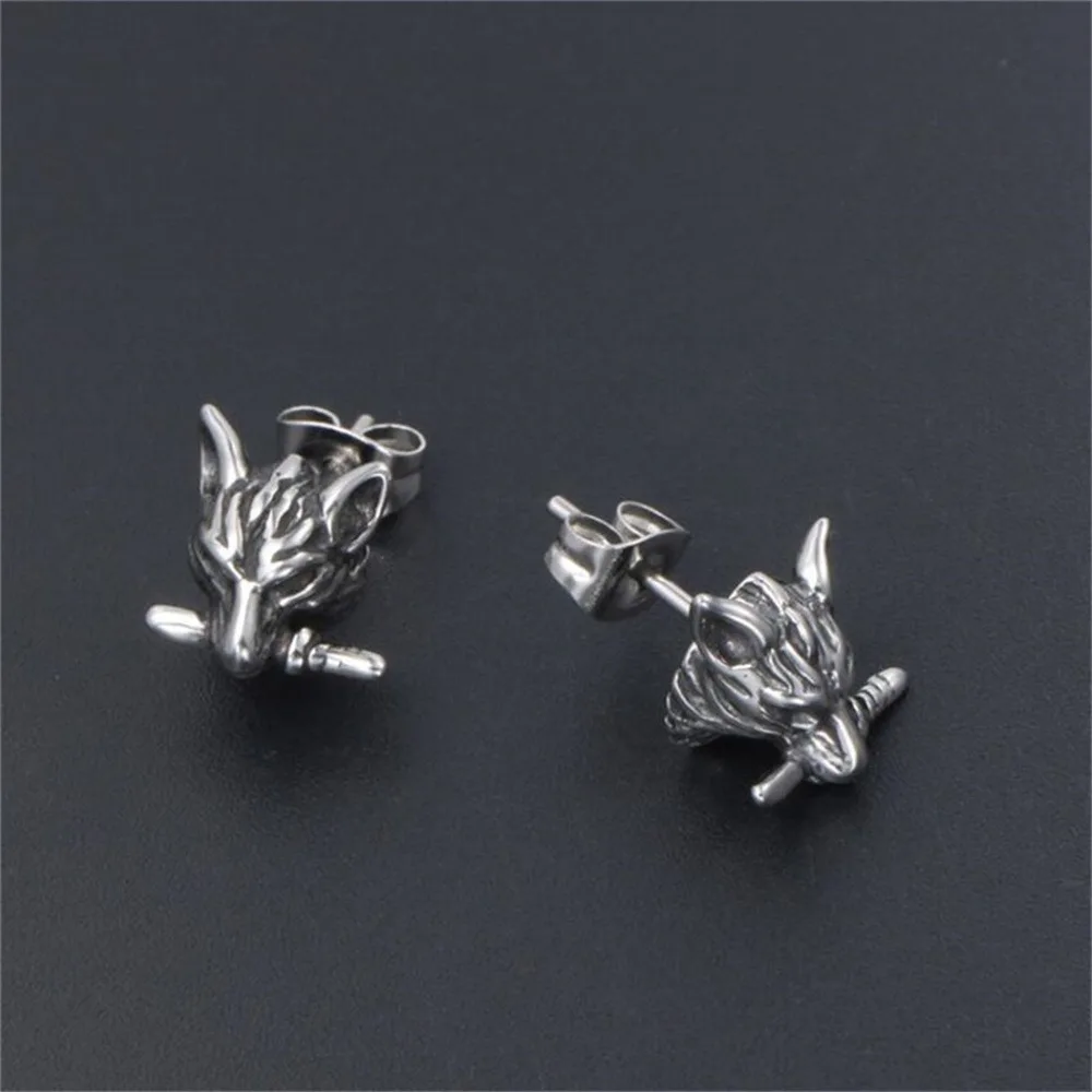 Street Fashion Earrings - Prosta kreatywna moda wykwintne głowa wilka