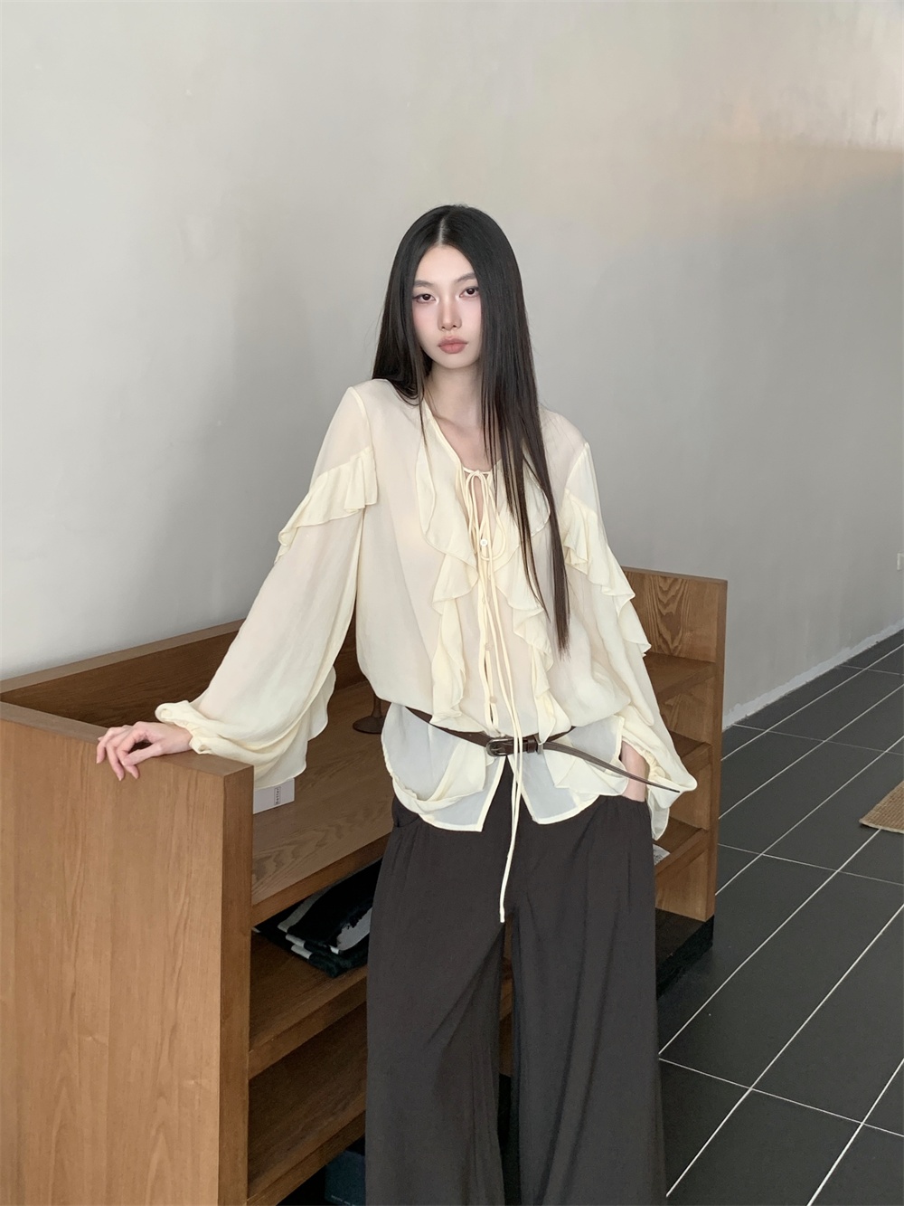 Bluzka CHEERART z falbankami,  – Street Fashion Fall 2025 recenzja i cena
