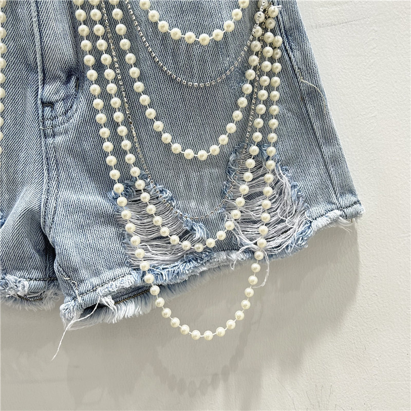 Podarte Dziury Postarzane Jean – Distressed Jean Rip recenzja i cena